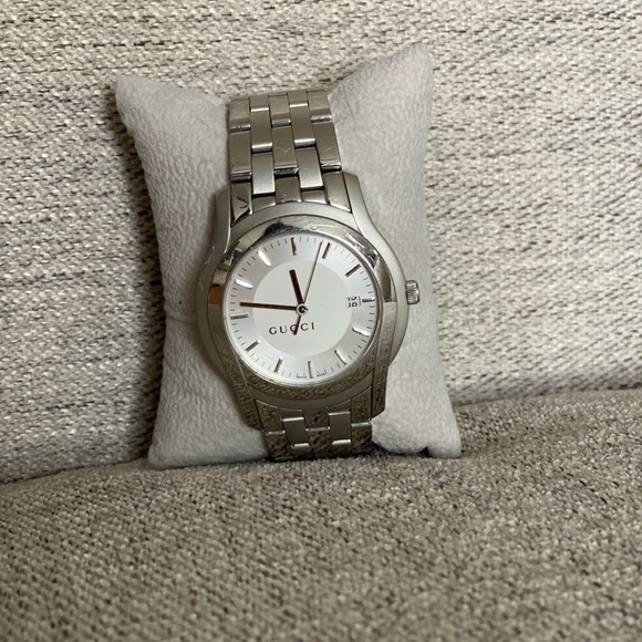 Gucci Men’s Stainless Steel Watch (used) - Picture 5 of 5